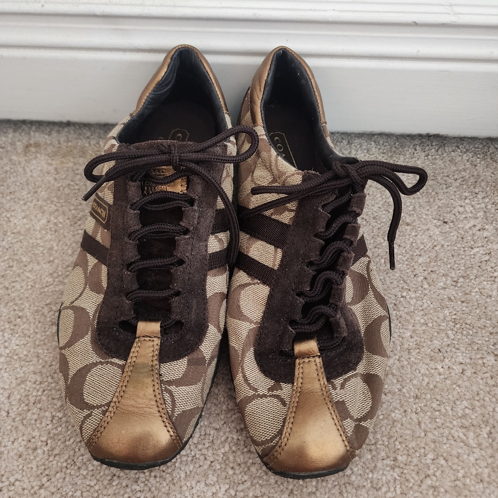 Women's Coach brown shoes size 7.5